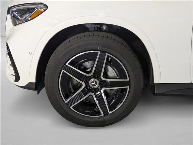 new 2026 Mercedes-Benz GLC 300 car, priced at $60,940