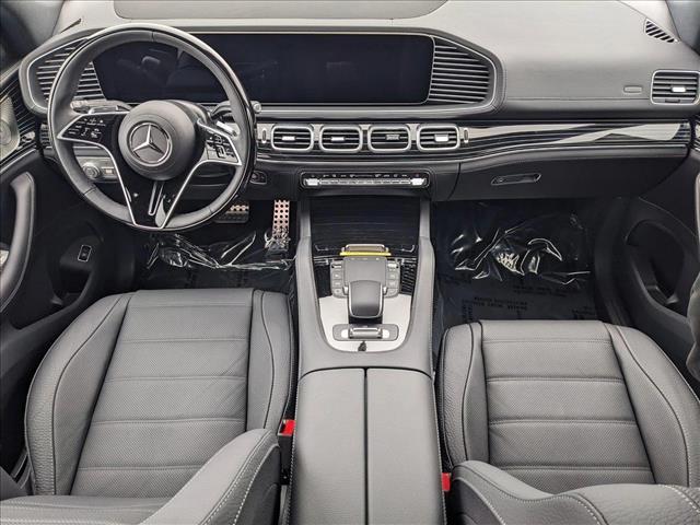 new 2025 Mercedes-Benz GLS 580 car, priced at $121,455