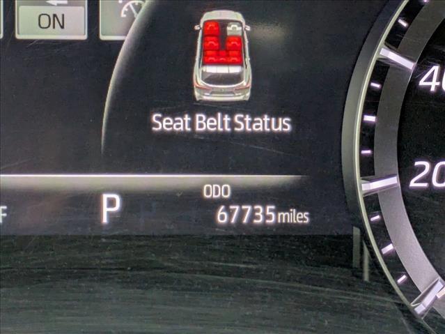 used 2021 Toyota Highlander car, priced at $29,999