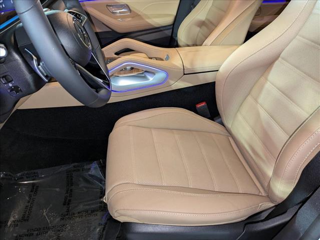 new 2025 Mercedes-Benz GLE 580 car, priced at $97,775