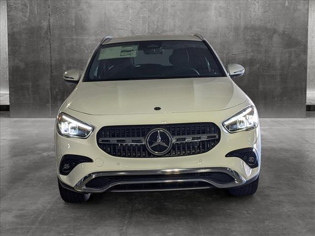 new 2025 Mercedes-Benz GLA 250 car, priced at $44,310