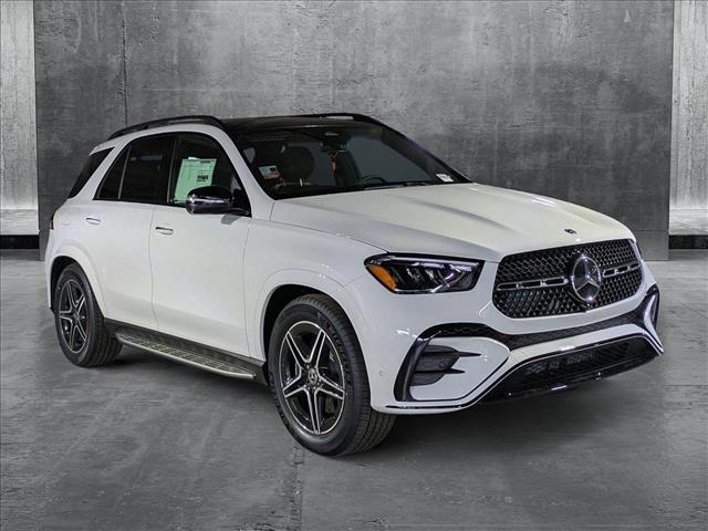new 2025 Mercedes-Benz GLE 580 car, priced at $97,460