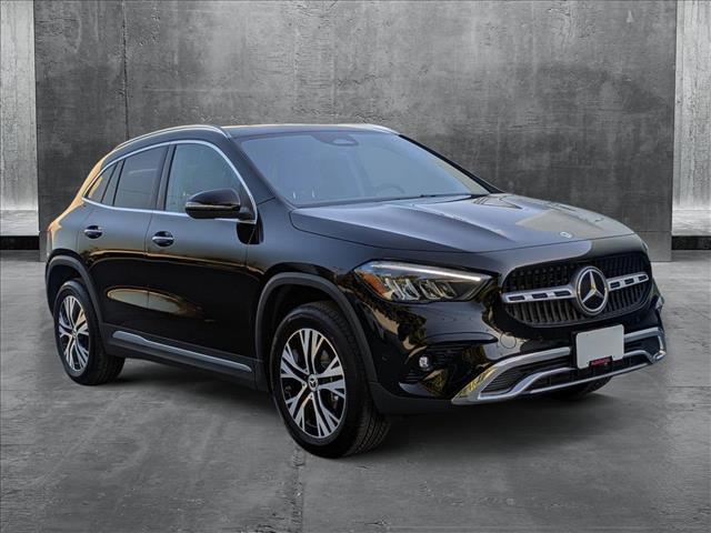 new 2025 Mercedes-Benz GLA 250 car, priced at $44,620