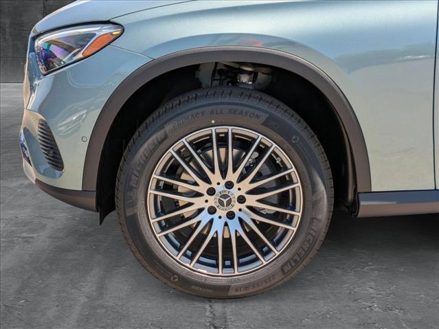 new 2025 Mercedes-Benz GLC 300 car, priced at $52,165