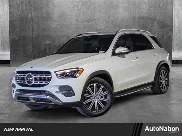 new 2025 Mercedes-Benz GLE 450 car, priced at $77,780