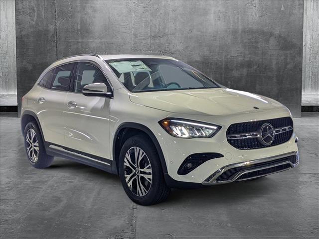 new 2025 Mercedes-Benz GLA 250 car, priced at $44,310