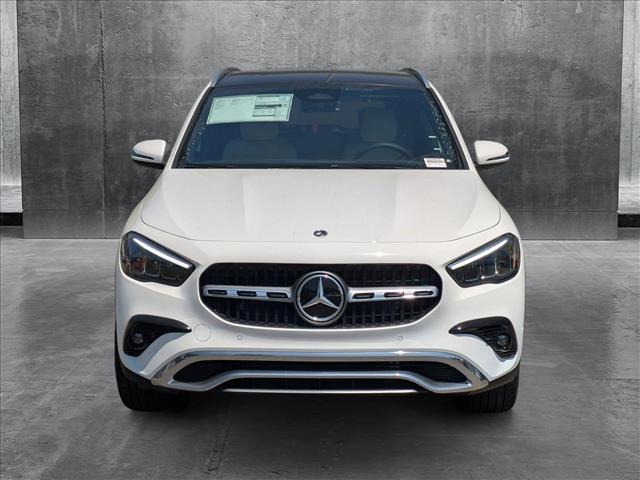 new 2025 Mercedes-Benz GLA 250 car, priced at $45,650