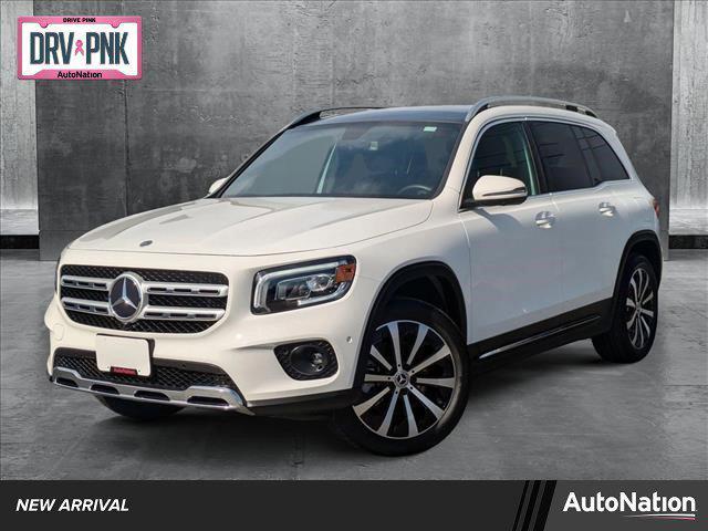 used 2022 Mercedes-Benz GLB 250 car, priced at $27,833