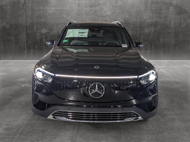 new 2024 Mercedes-Benz EQB 300 car, priced at $62,325