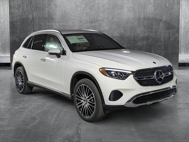 new 2025 Mercedes-Benz GLC 300 car, priced at $55,390