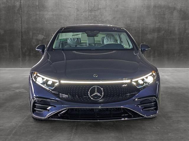 new 2024 Mercedes-Benz EQS 580 car, priced at $137,145