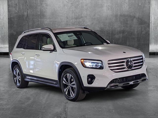 new 2025 Mercedes-Benz GLB 250 car, priced at $47,145