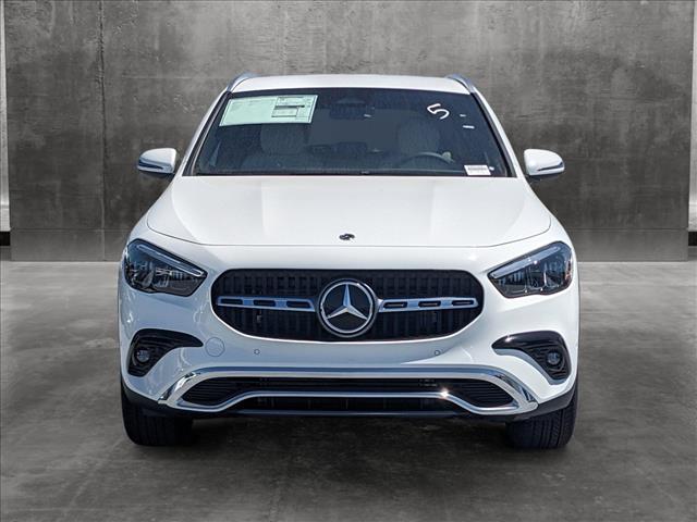 new 2025 Mercedes-Benz GLA 250 car, priced at $44,310