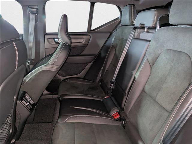 used 2020 Volvo XC40 car, priced at $24,353