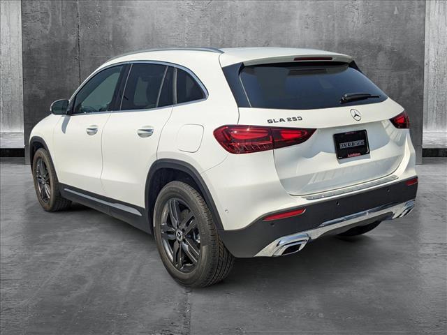 new 2025 Mercedes-Benz GLA 250 car, priced at $45,650