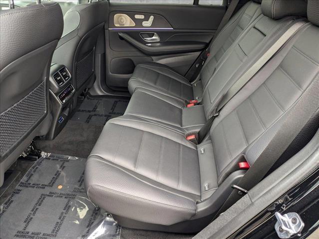 new 2025 Mercedes-Benz GLS 580 car, priced at $119,690