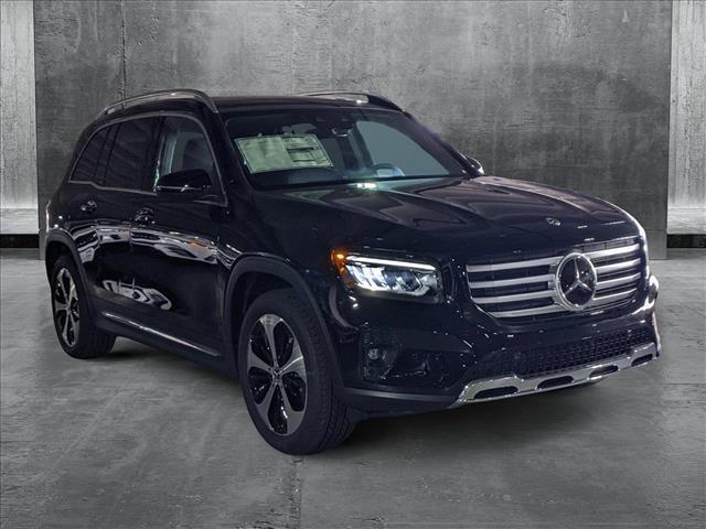 new 2024 Mercedes-Benz GLB 250 car, priced at $53,815