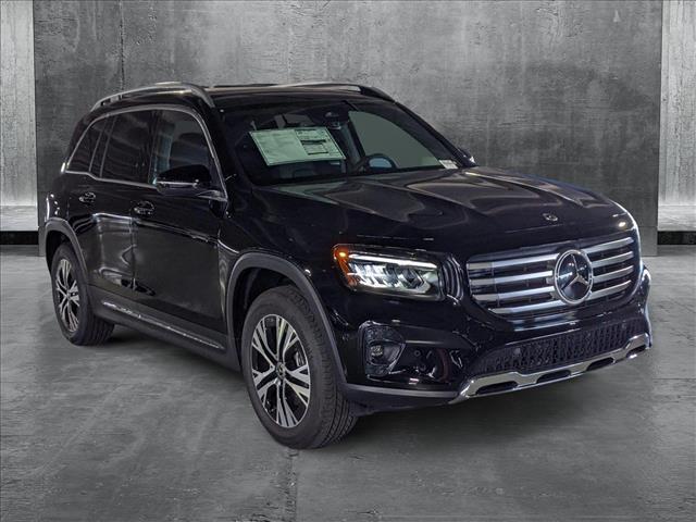 new 2024 Mercedes-Benz GLB 250 car, priced at $51,215