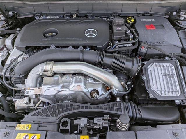 new 2025 Mercedes-Benz GLB 250 car, priced at $48,920
