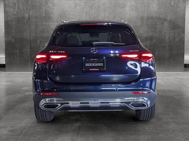 new 2024 Mercedes-Benz GLC 300 car, priced at $55,655