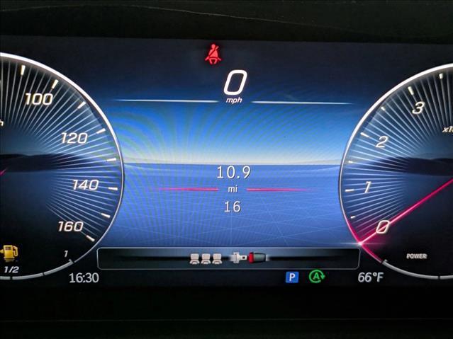 new 2025 Mercedes-Benz GLB 250 car, priced at $51,870