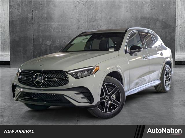 new 2025 Mercedes-Benz GLC 300 car, priced at $58,110