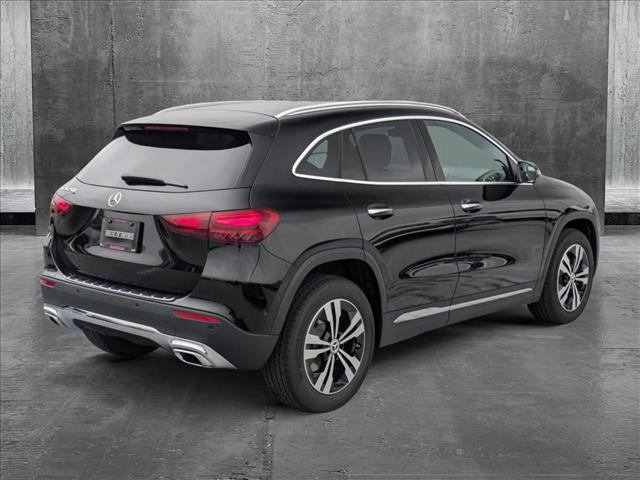 new 2025 Mercedes-Benz GLA 250 car, priced at $44,345