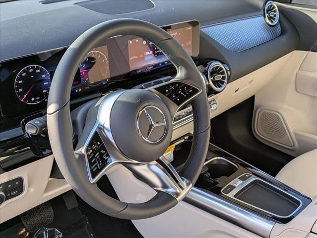 new 2025 Mercedes-Benz GLA 250 car, priced at $44,345