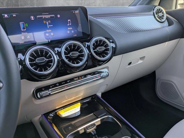 new 2025 Mercedes-Benz GLA 250 car, priced at $44,345