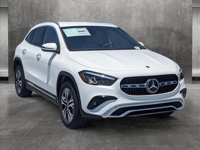 new 2025 Mercedes-Benz GLA 250 car, priced at $44,620