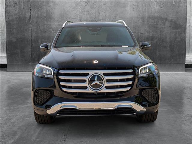 new 2025 Mercedes-Benz GLS 450 car, priced at $91,410
