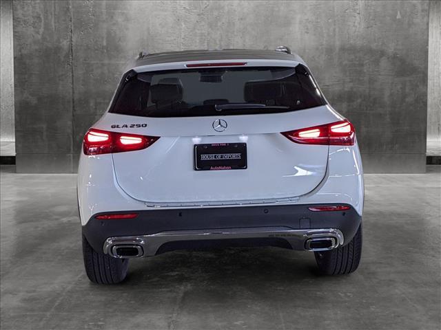 new 2025 Mercedes-Benz GLA 250 car, priced at $45,650