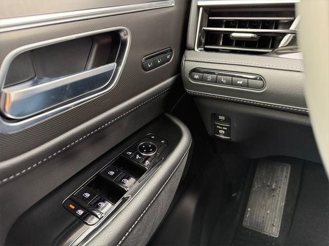 new 2025 INFINITI QX80 car, priced at $82,766