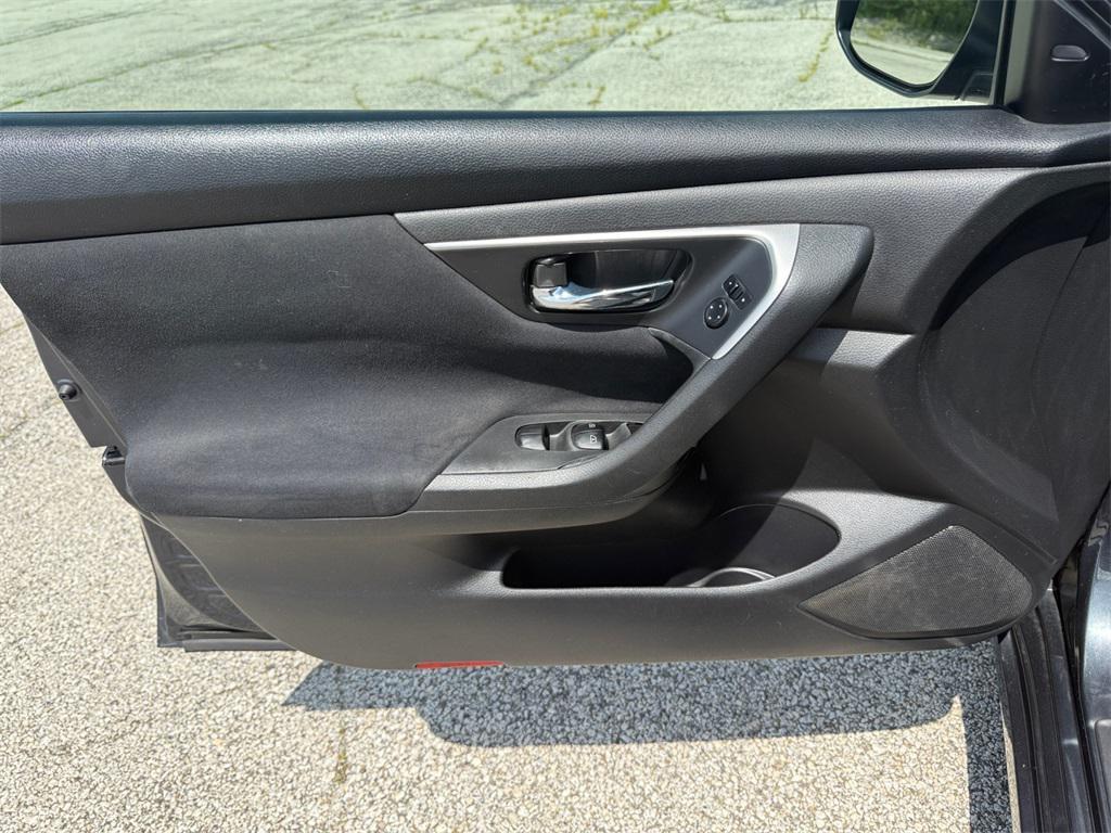 used 2015 Nissan Altima car, priced at $6,995