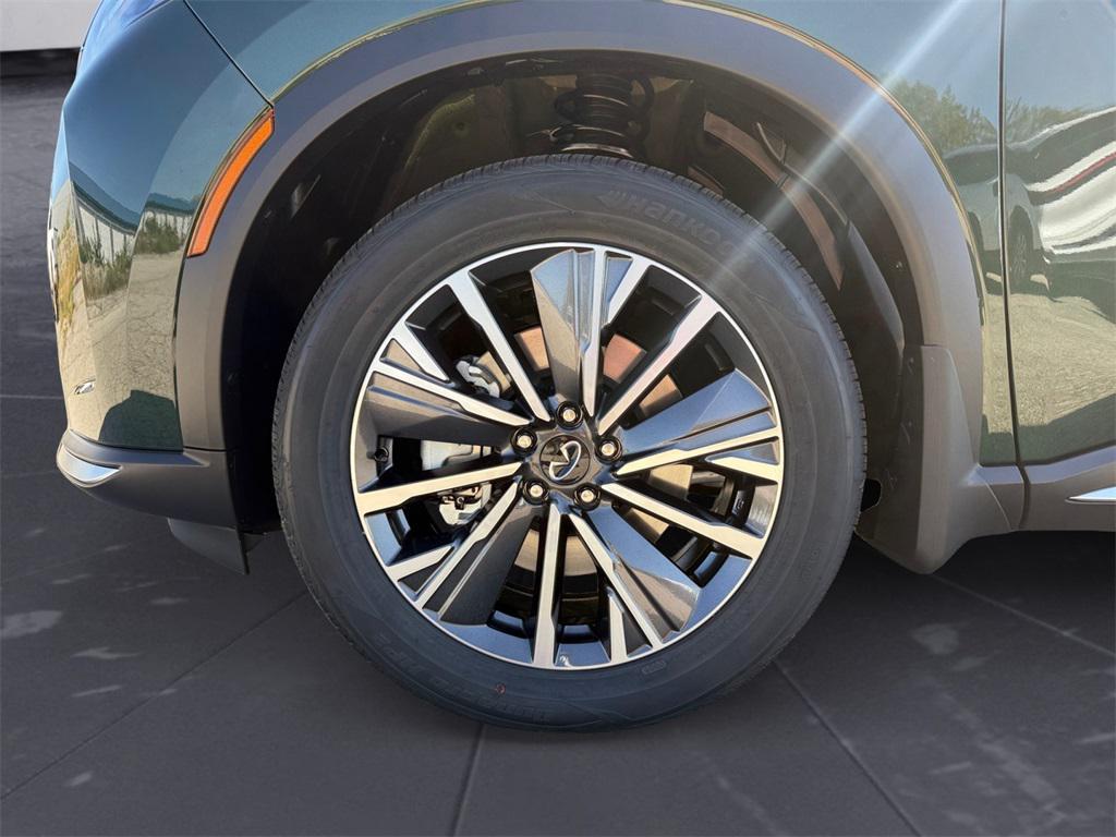 new 2026 INFINITI QX60 car, priced at $58,271