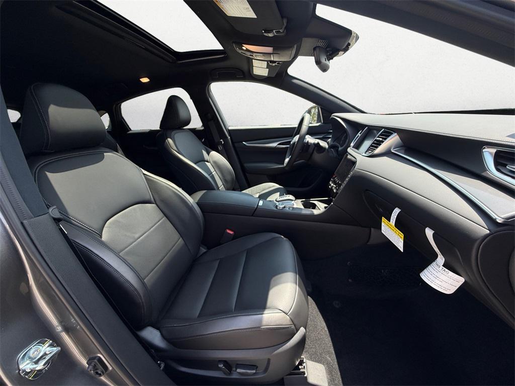 new 2025 INFINITI QX55 car, priced at $45,026