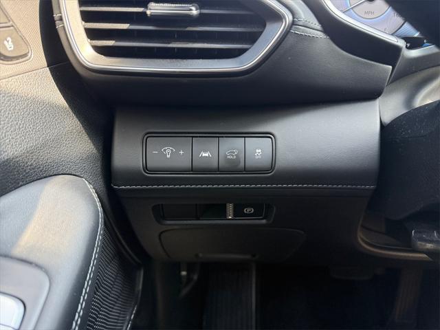 used 2023 Hyundai Santa Fe car, priced at $28,995