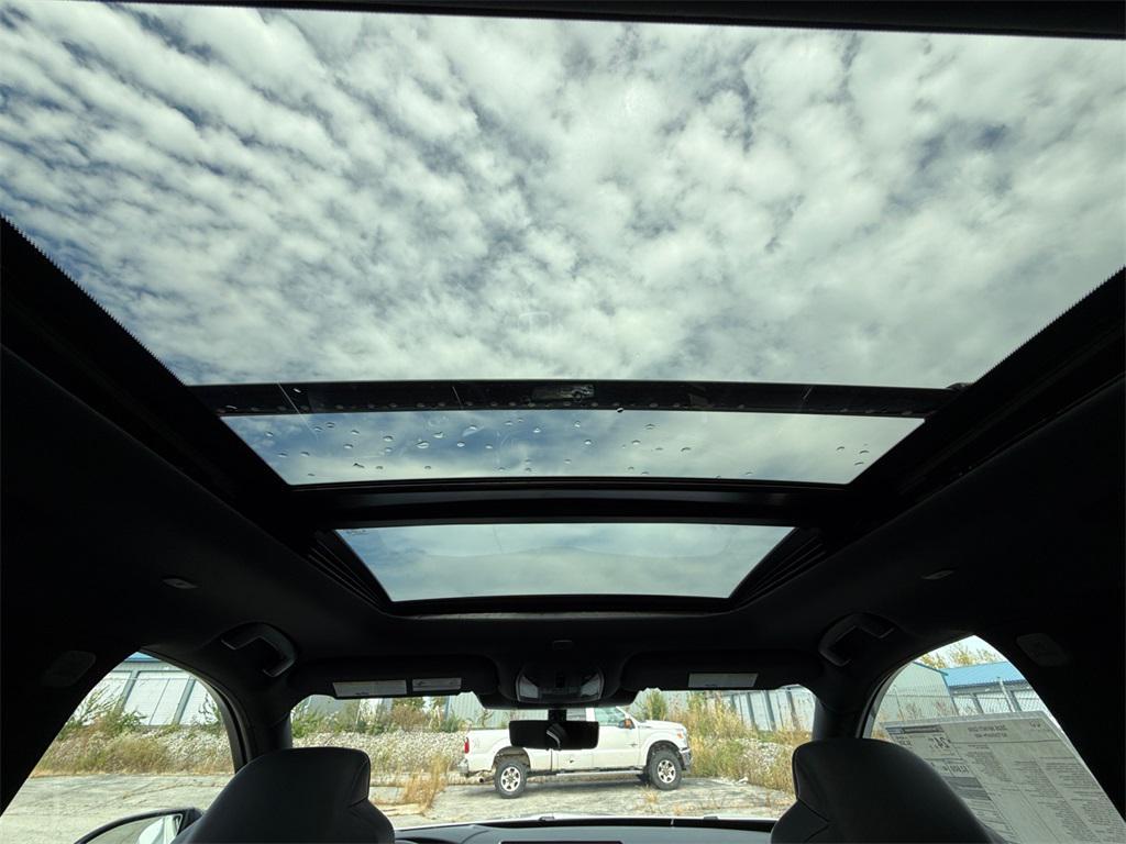 new 2026 INFINITI QX60 car, priced at $68,300