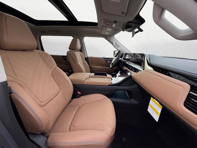 new 2025 INFINITI QX80 car, priced at $81,999