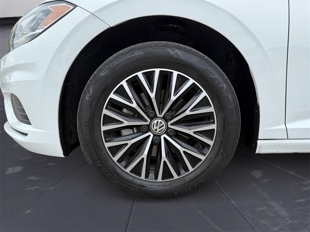 used 2021 Volkswagen Jetta car, priced at $15,952