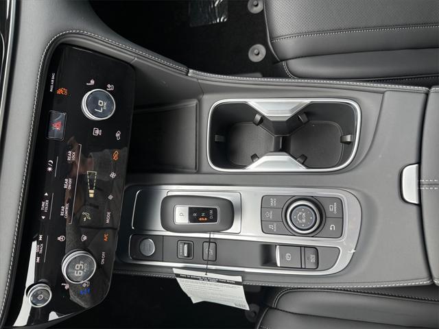 new 2025 INFINITI QX60 car, priced at $53,502