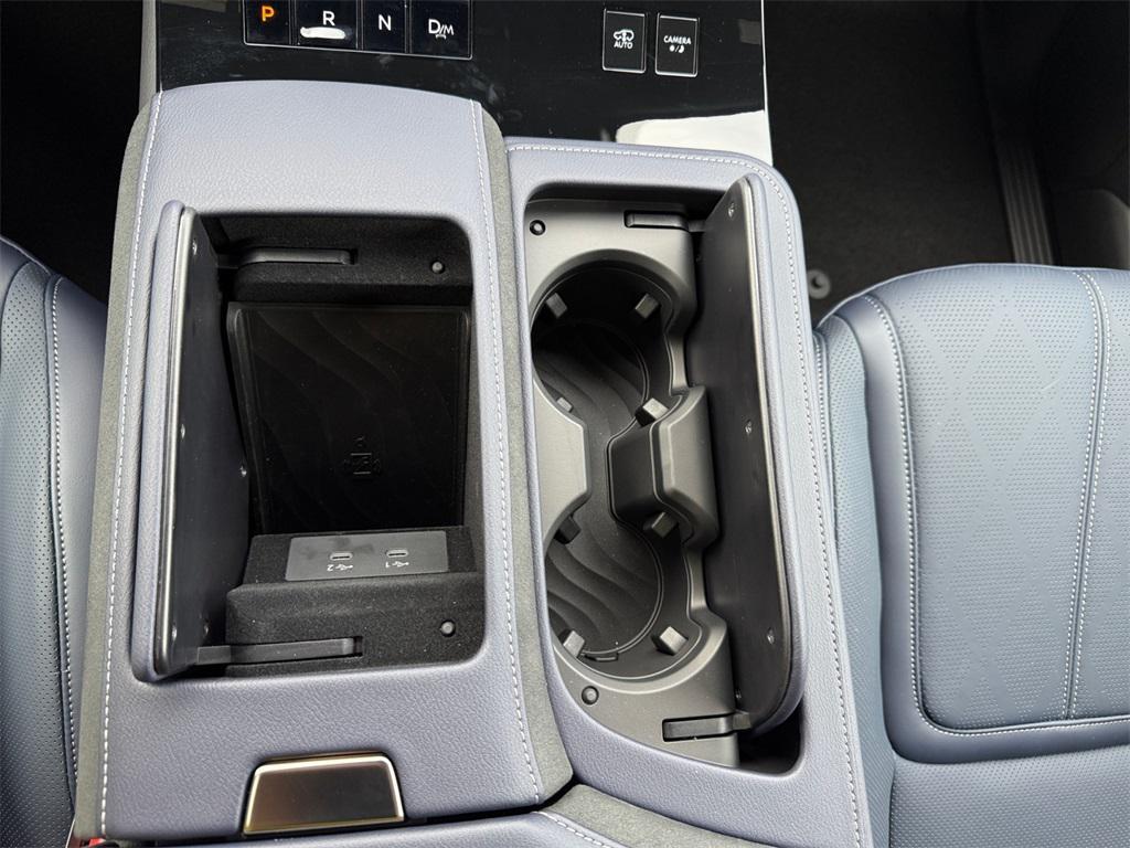 new 2026 INFINITI QX80 car, priced at $101,120