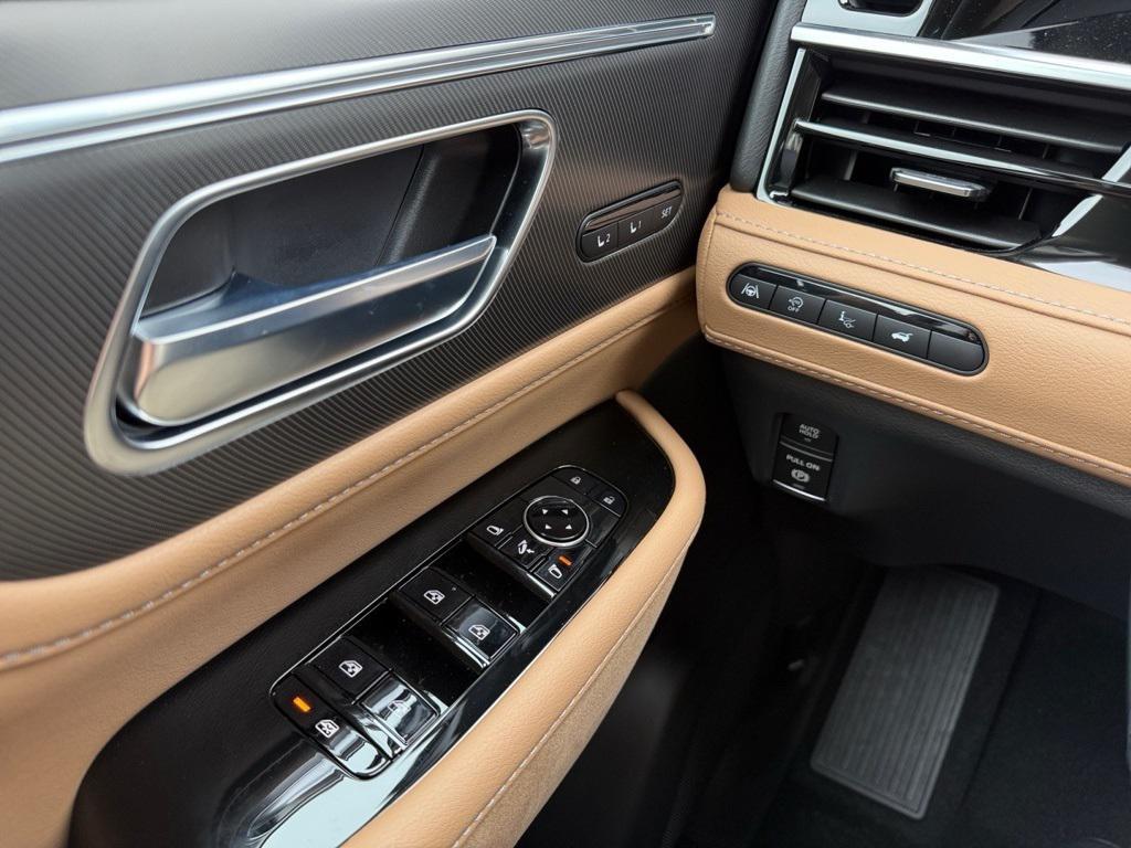 new 2026 INFINITI QX80 car, priced at $92,971