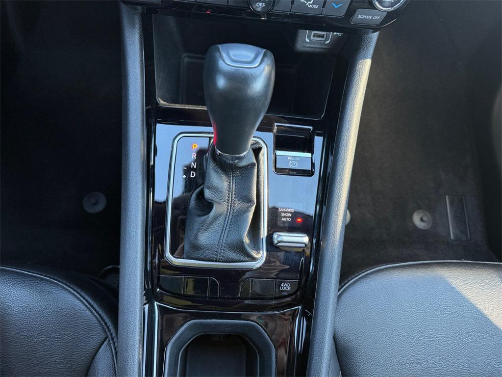 used 2024 Jeep Compass car, priced at $22,995