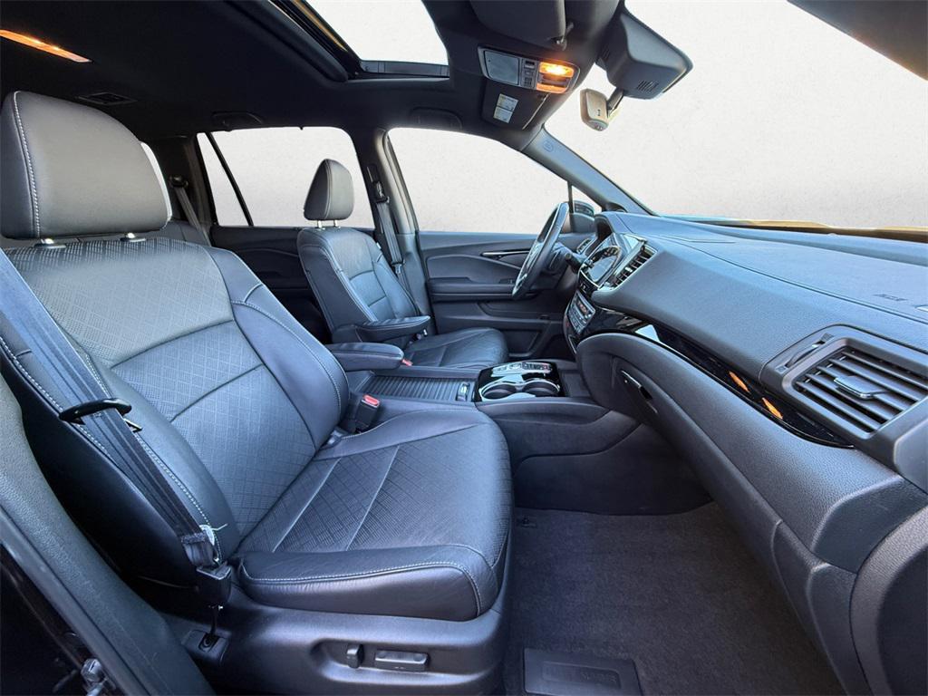 used 2023 Honda Passport car, priced at $32,995