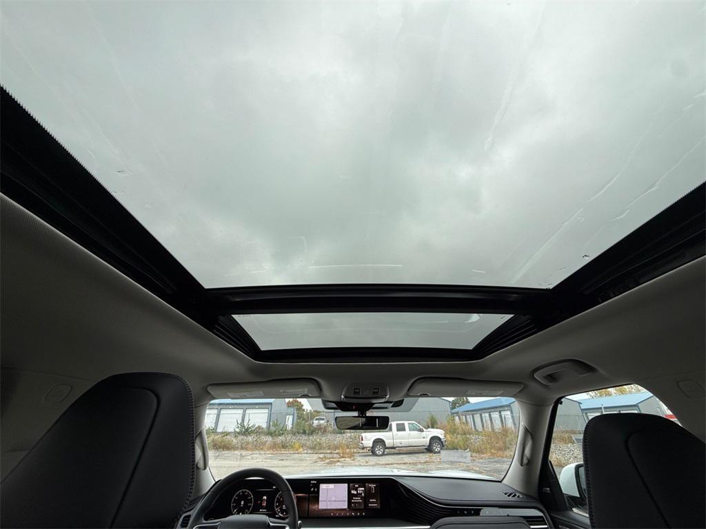 new 2026 INFINITI QX80 car, priced at $94,143