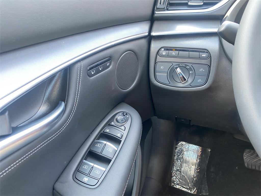 used 2025 INFINITI QX55 car, priced at $42,495