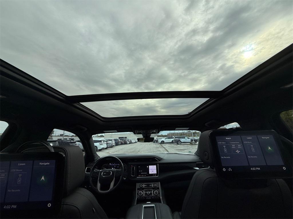 used 2021 GMC Yukon XL car, priced at $44,903