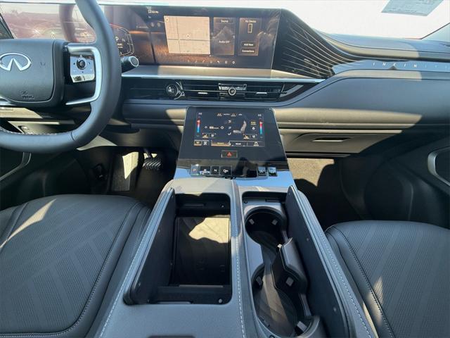 new 2025 INFINITI QX80 car, priced at $81,999