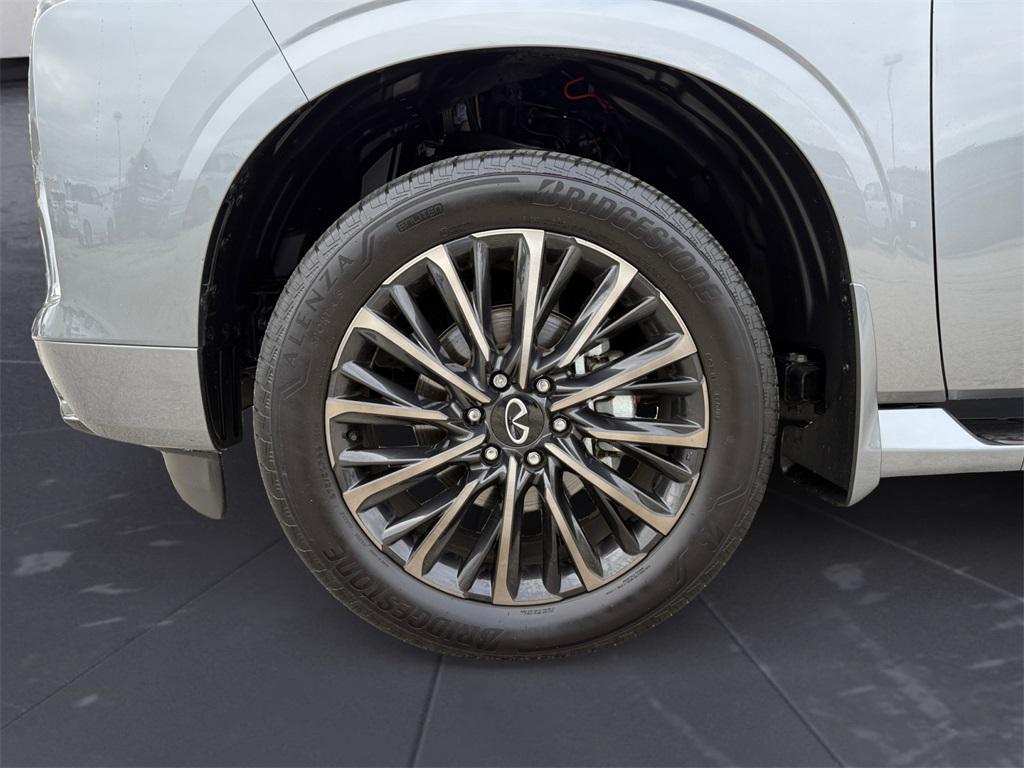 used 2025 INFINITI QX80 car, priced at $84,995